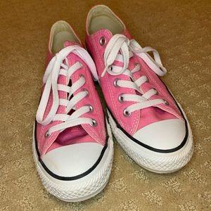 Pink Converse Chuck Taylor. size7